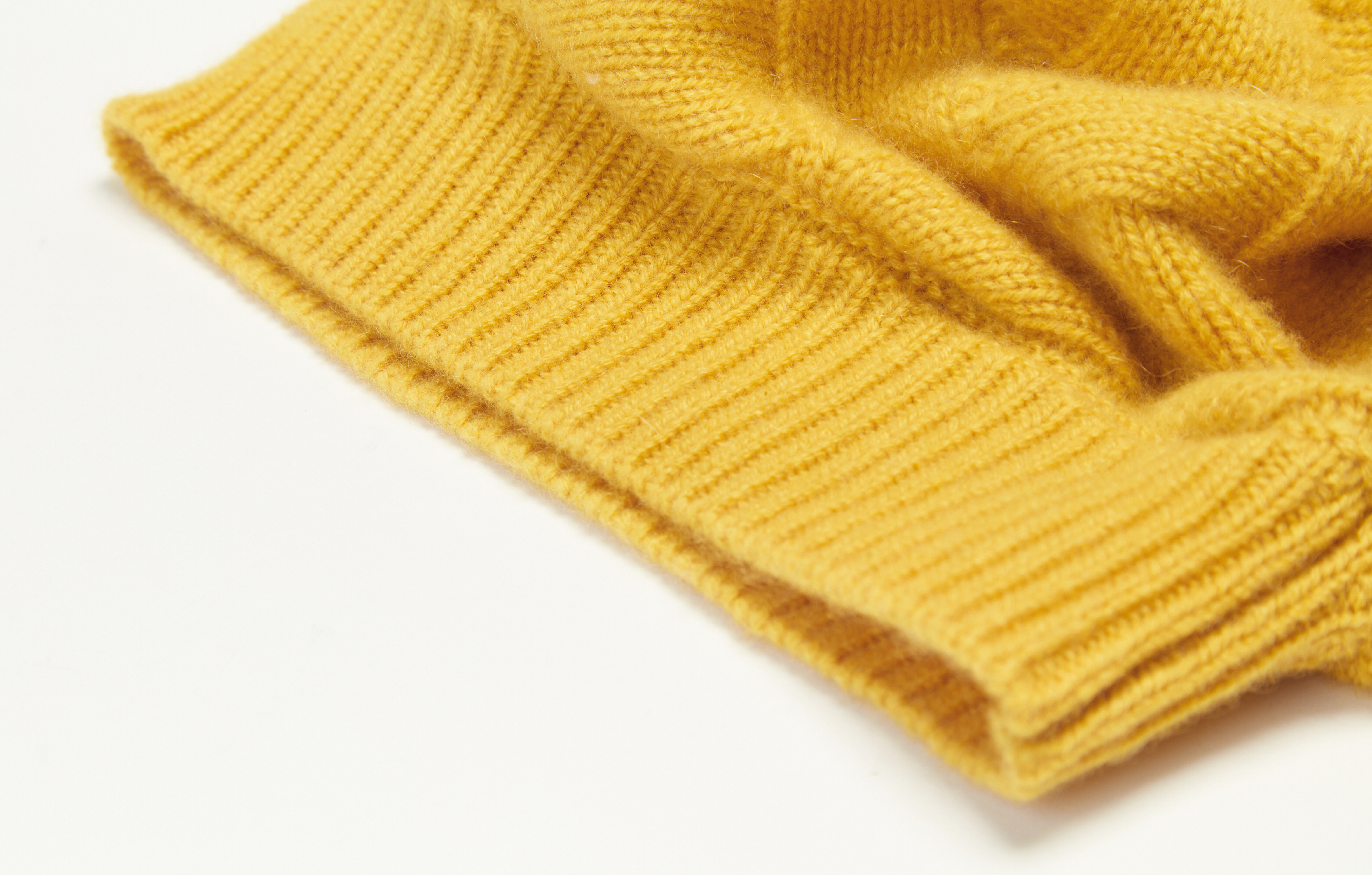 Chapeau de citrouille jaune hivernal 