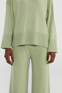 Pantalon à jambes larges en tricot vert clair