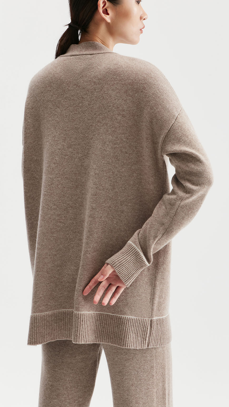 Cardigan boutonné sur le devant 100 % cachemire haut de gamme pour femme | Fabricant de tricots OEM