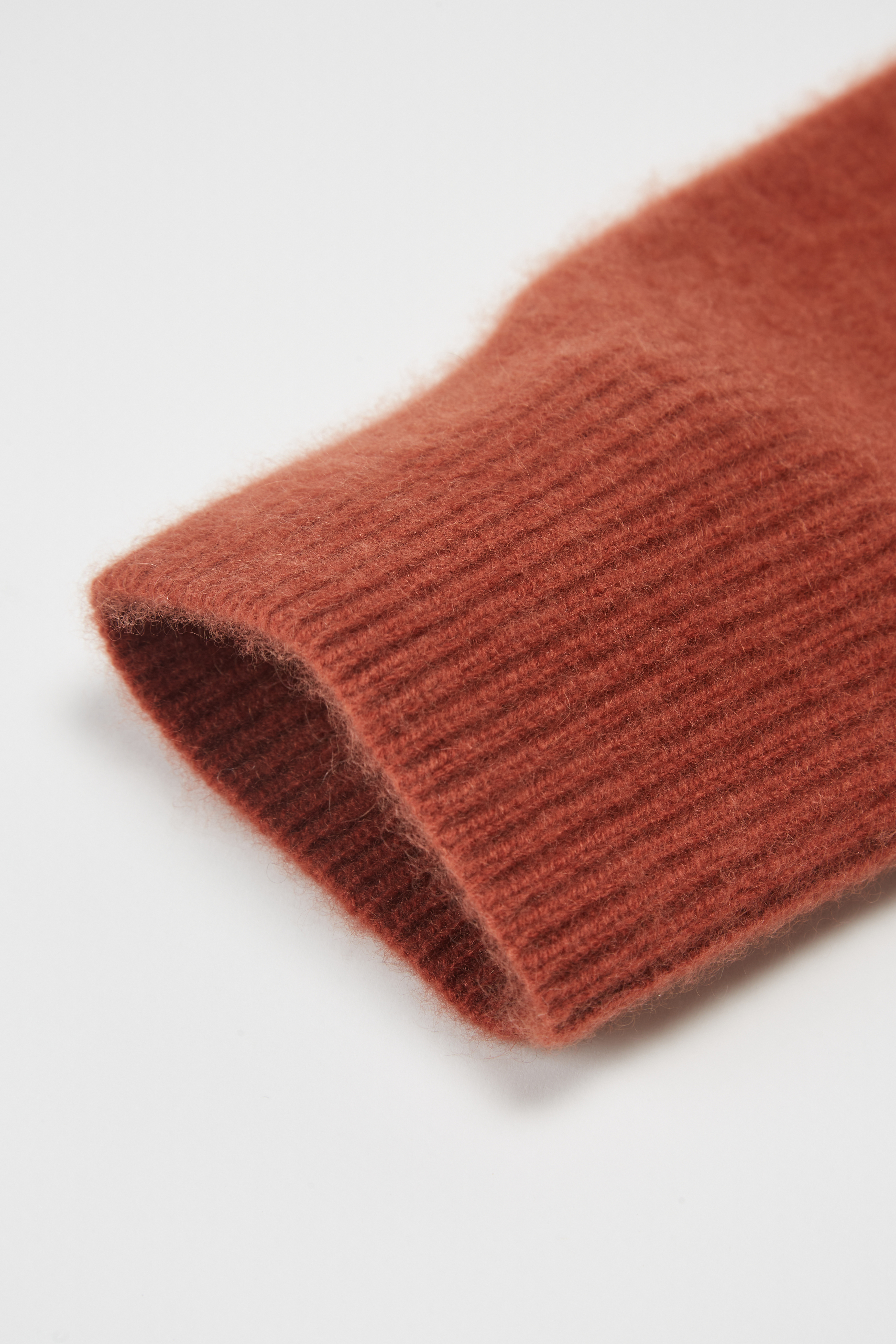 Brick Red Crew Neck Cavar