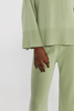 Pantalon à jambes larges en tricot vert clair