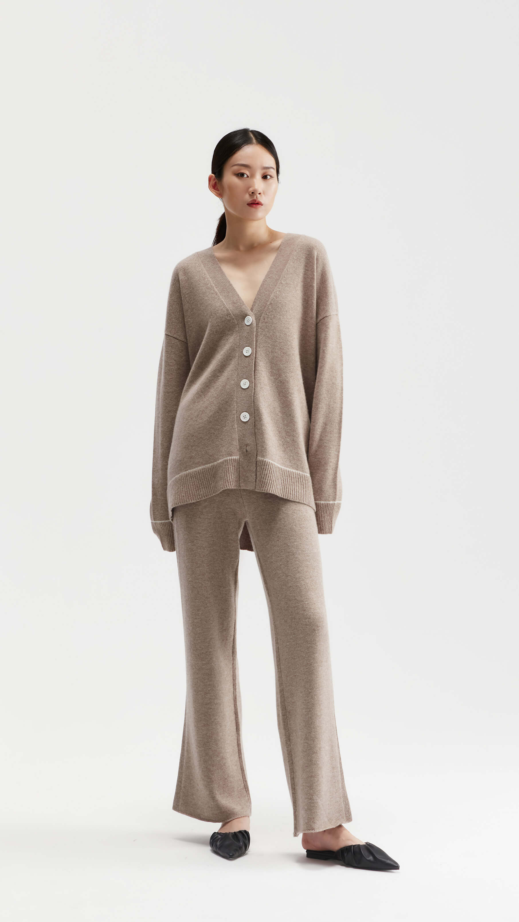 Cardigan boutonné sur le devant 100 % cachemire haut de gamme pour femme | Fabricant de tricots OEM