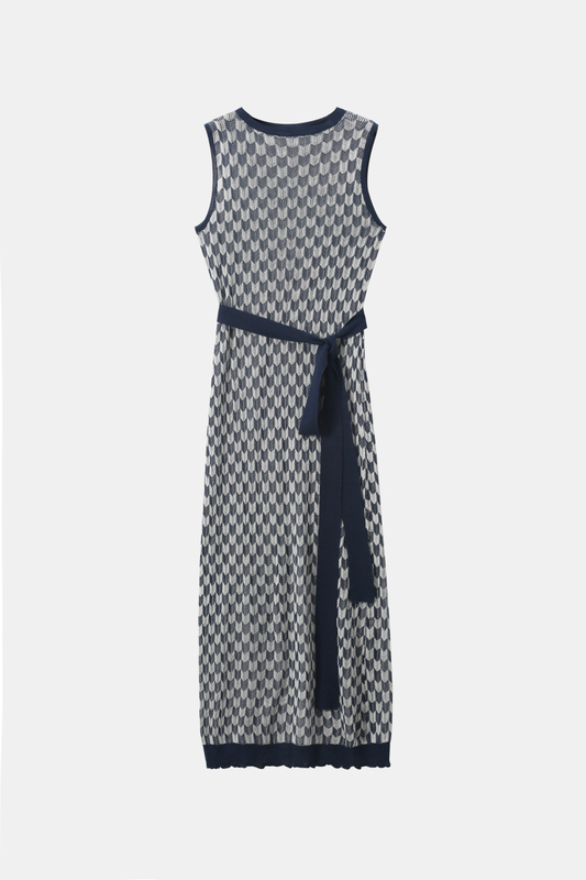 Robe sans manches en soie
